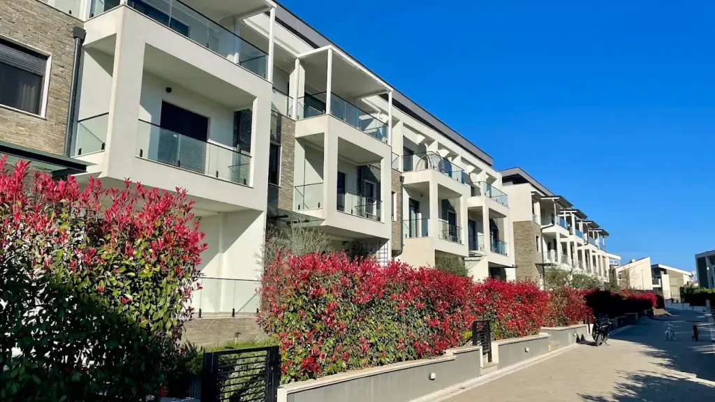 📍Villa Residence Grey Stone – Dry Lake