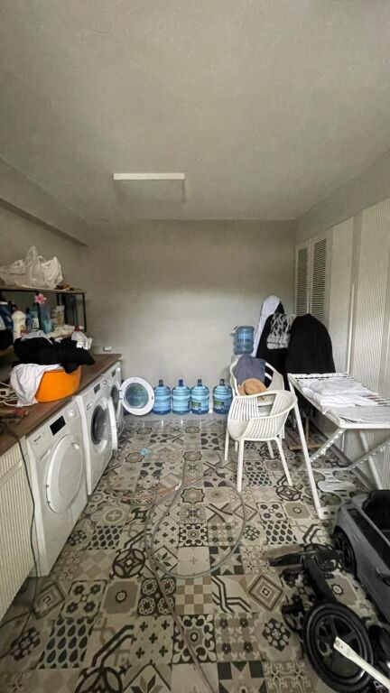 Vendesi Privata a 2 Piani in Vendita – Dietro il Tribunale, Durazzo