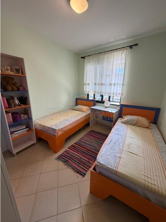 In vendita, Appartamento 2+1+2, Nuovo Anello, Tirana. UNA69856