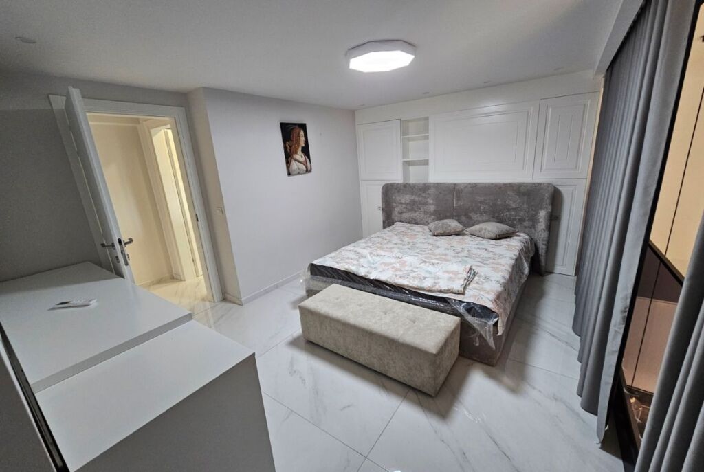 Al Elite Resort, a Radhime, Vendesi Duplex di Lusso con Investimento Moderno in Vendita!