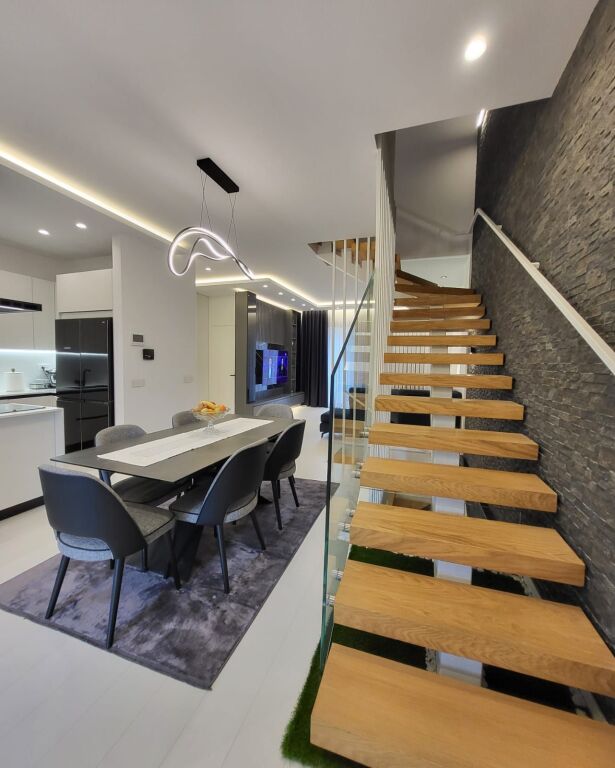 📌 Attached villa for sale 📍 Grey Stone Residence – Dry Lake