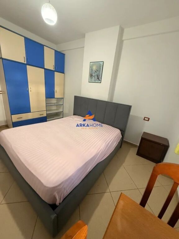 AFFITTASI APPARTAMENTO 1+1+BALCONE " YZBERISHT " 380 EURO