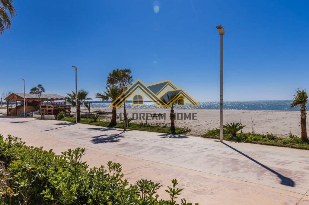 Duplex in vendita a Shkembi i Kavajes con vista mare seconda linea !
