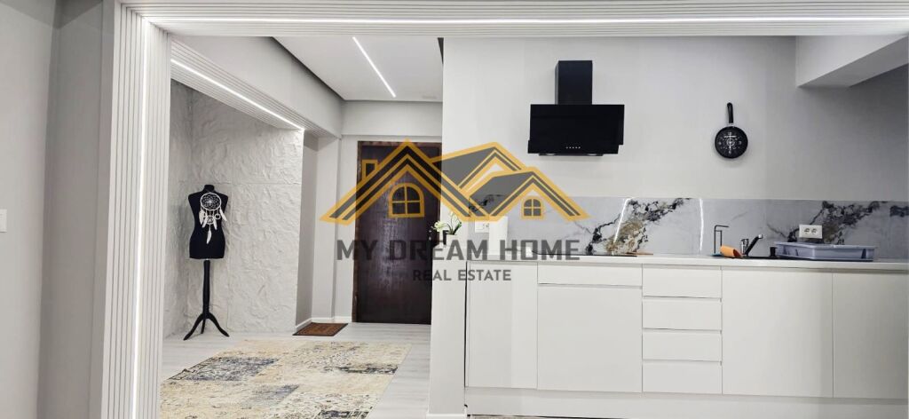 VENDESI SUPER APPARTAMENTO 1+1 VOLLGA DURRES!
