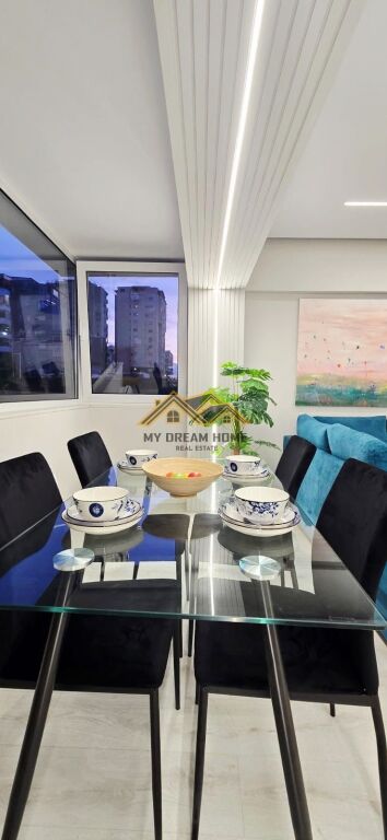 VENDESI SUPER APPARTAMENTO 1+1 VOLLGA DURRES!
