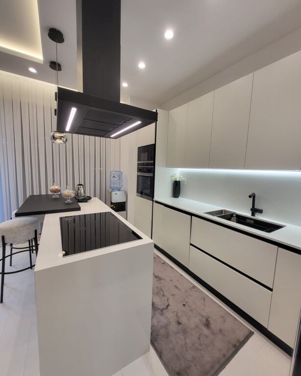 📌 Attached villa for sale 📍 Grey Stone Residence – Dry Lake
