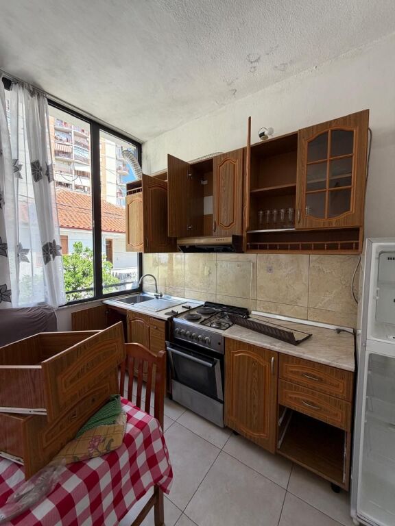 Affittasi casa 2+1 a Don Bosko!