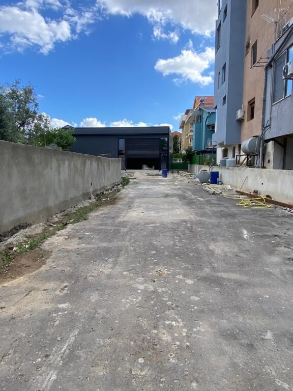Warehouse for sale in Mezez / Opposite Top Channel.