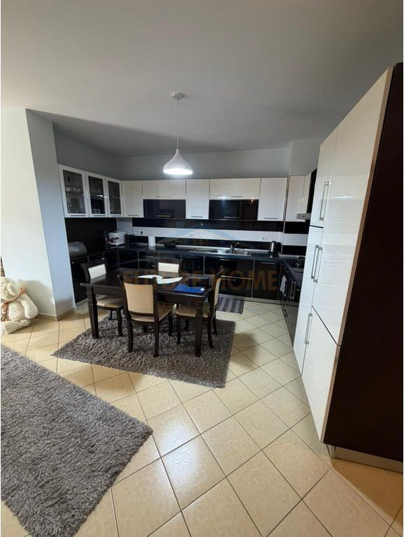 In vendita, Appartamento 2+1+2, Nuovo Anello, Tirana. UNA69856