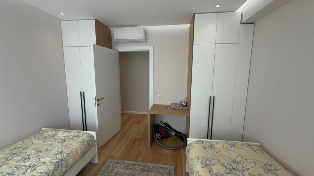 Affitto, Appartamento 2+1 + Posto Auto, Kodra e Diellit, Tirane. Empire69941