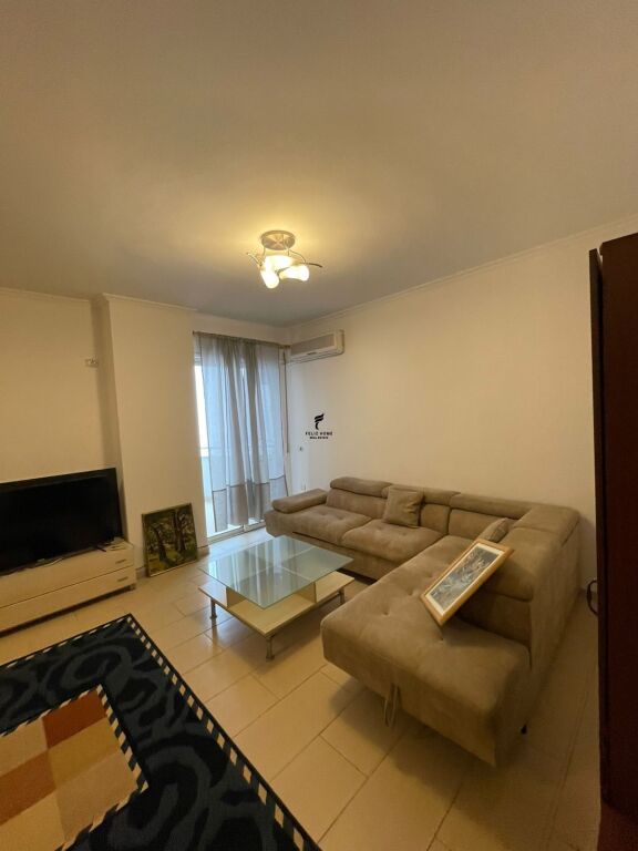 APARTMENT FOR RENT 2+1 PAZARI I RI 60,000 LEKE FH-77675