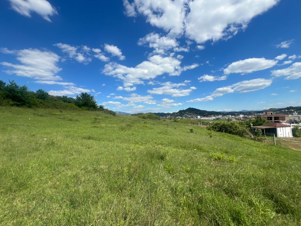 Land for sale in Prush/ Pularise Street