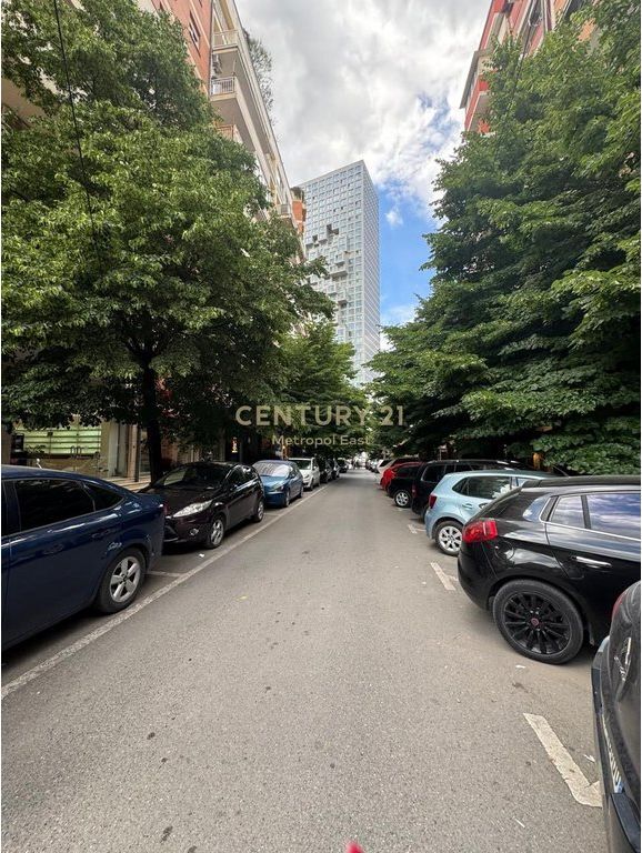 COMMERCIAL SPACE FOR RENT ON ELBASAN STREET-OLD MILL