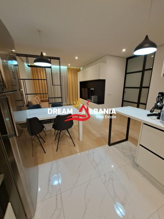 Affittasi appartamento 3+1+2 nel complesso Vizon +, Don Bosko, Tirana (ID 4231497)
