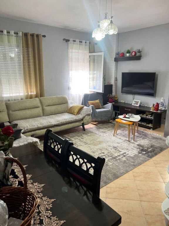 Affitto | Apartament 2 + 1 | Terminali | 450 €/mese