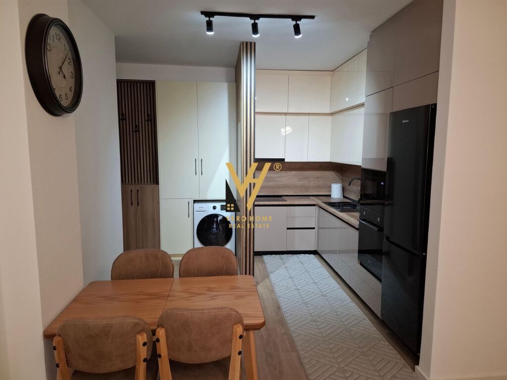JEPET APARTAMENT 2+1+BLK ME QIRA TEK AURA, LAPRAKE 750 EURO
