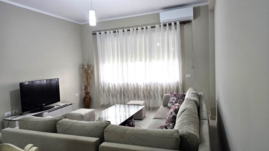 🏡 Apartment 2+1 for Rent near the Zoological Garden adjacent to the Artificial Lake with Price 600 €uro / Month