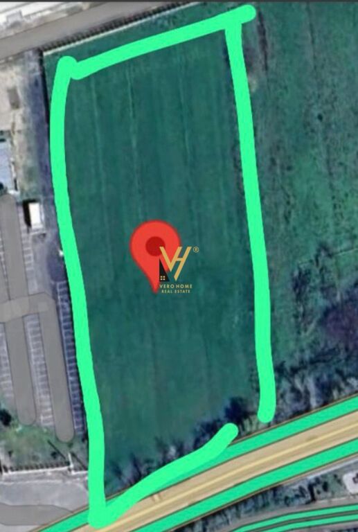 TERRENO IN VENDITA 12.000 M2 VICINO ALL'AUTOSTRADA TR-DR 1.440.000 EURO