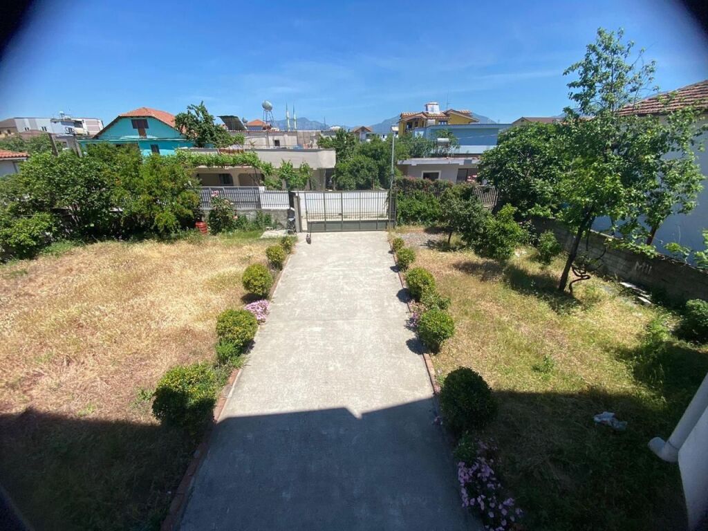 PRIVATE HOUSE FOR SALE 4 FLOORS + 980 M2 LAND - URA INSTITUT