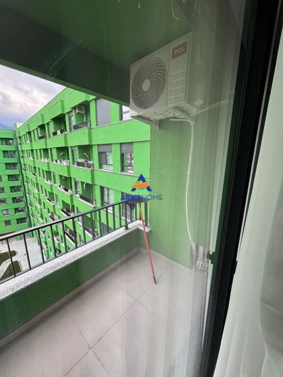 JEPET APARTAMENT ME QERA 1+1+BALLKON " TE KOMPLEKSI ARB-TRANS " 550 EURO