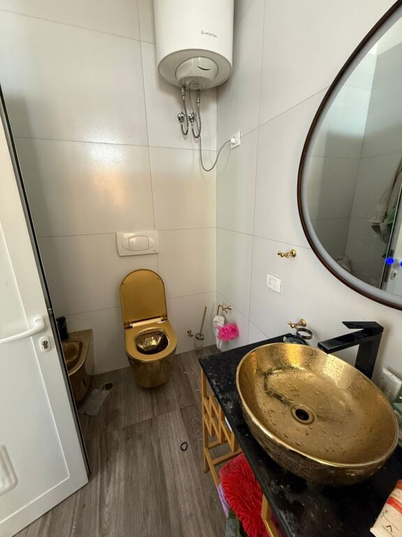 SHITET APARTAMENT 3+1 RRUGA 21 DHJETORI