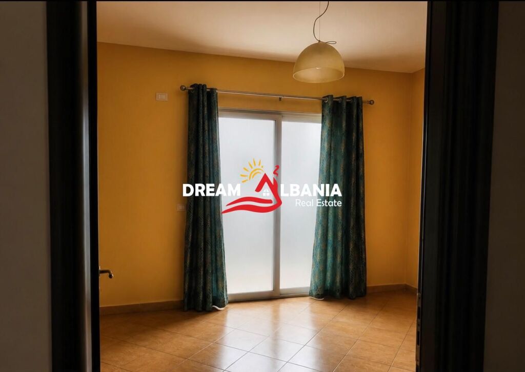 Jepet Apartament 2+1  me qera Bulevardi i Ri ,prane Spak.(ID 42215573)