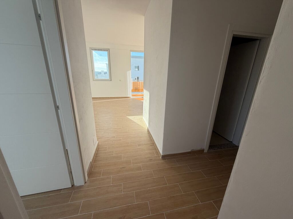 For sale 2+1, near urban gate Astir, 142,500 lek, no credit