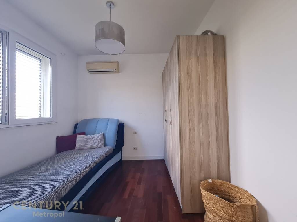 OFFER FOR SALE APARTMENT 3+1+2 IN THE RESIDENCE KODRA E DIELLIT 1 ! 275,000 €