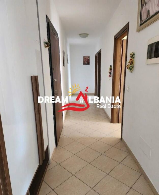Jepet Apartament 2+1  me qera Bulevardi i Ri ,prane Spak.(ID 42215573)