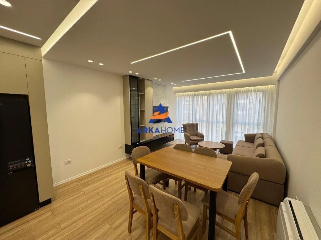 AFFITTASI APPARTAMENTO 2+1+BALCONE " ASTIR, PRESSO IL COMPLESSO “URBAN GATE” 740 EURO