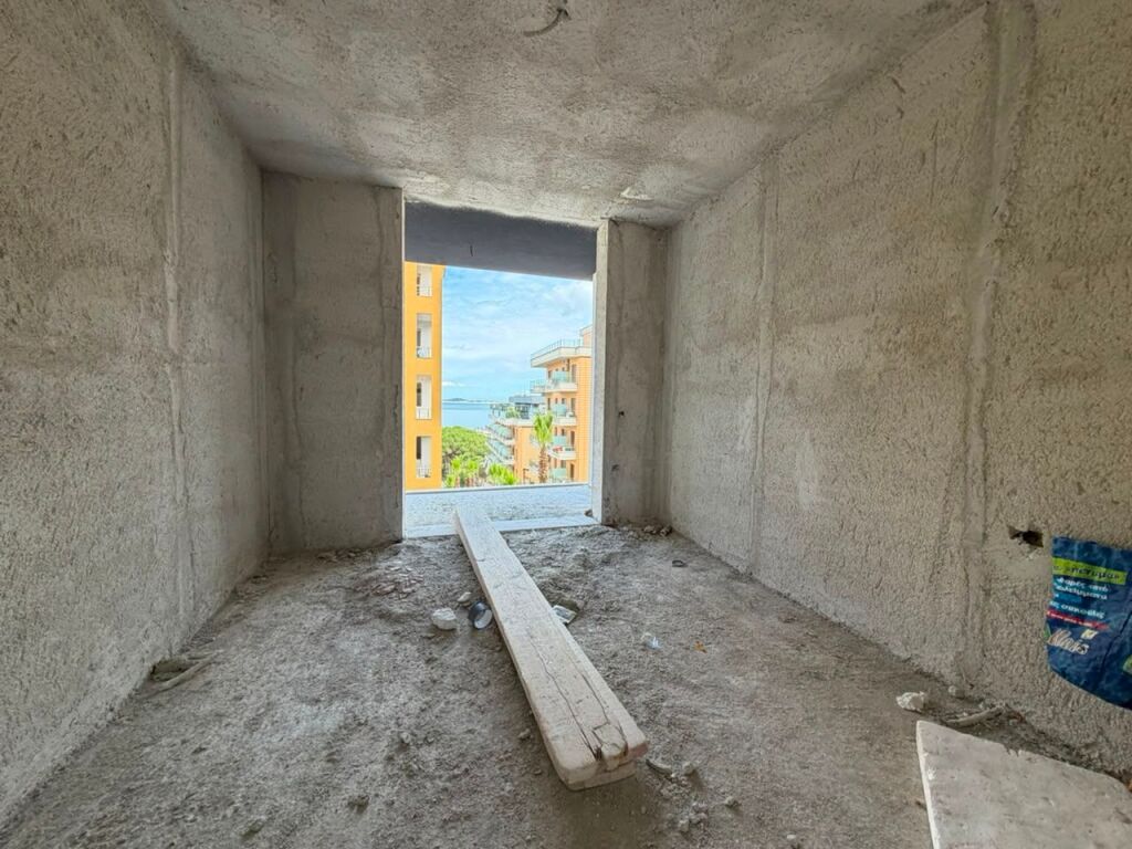 1+1 for sale near Marina Bay in Vlore