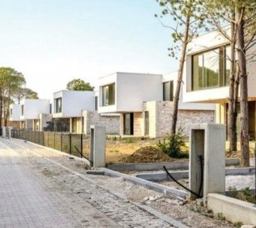 VILLA DI LUSSO IN VENDITA – SAN PIETRO RESIDENCE, GOLFO DI LALZ