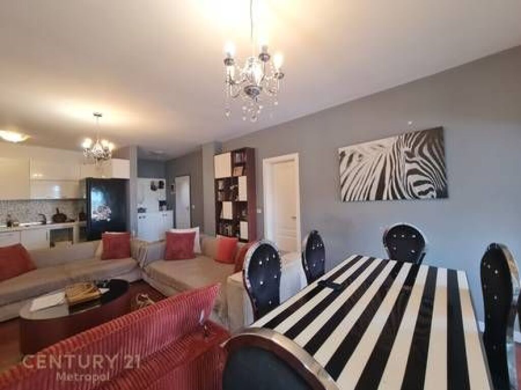OFFER FOR SALE APARTMENT 3+1+2 IN THE RESIDENCE KODRA E DIELLIT 1 !
