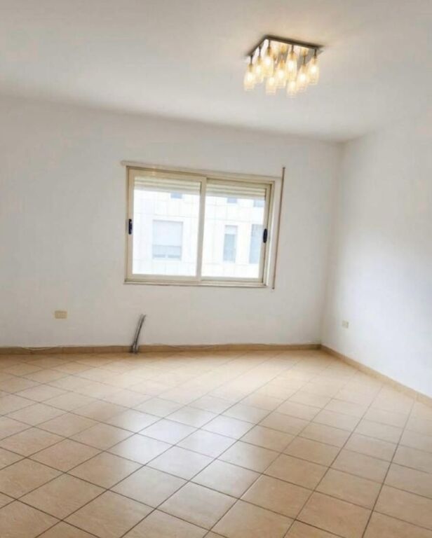 Rent | Apartament 2 + 1 | Stacioni i Trenit | 550 €/month