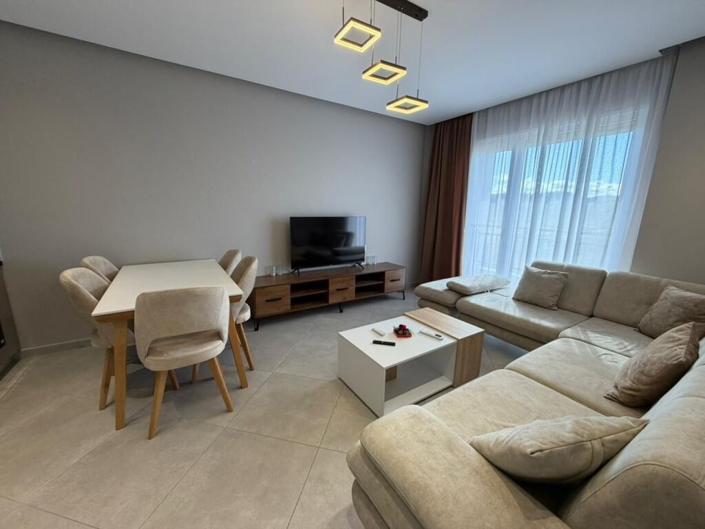 🏡 Appartamento 1+1 in affitto 📍 Astir, Villa L (2019)💰 45.000 Lek/mese