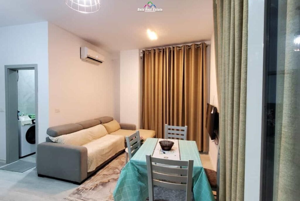 Appartamento In Affitto 1+1 Vicino Komuna e Parisit (ID B2101354) Tirana