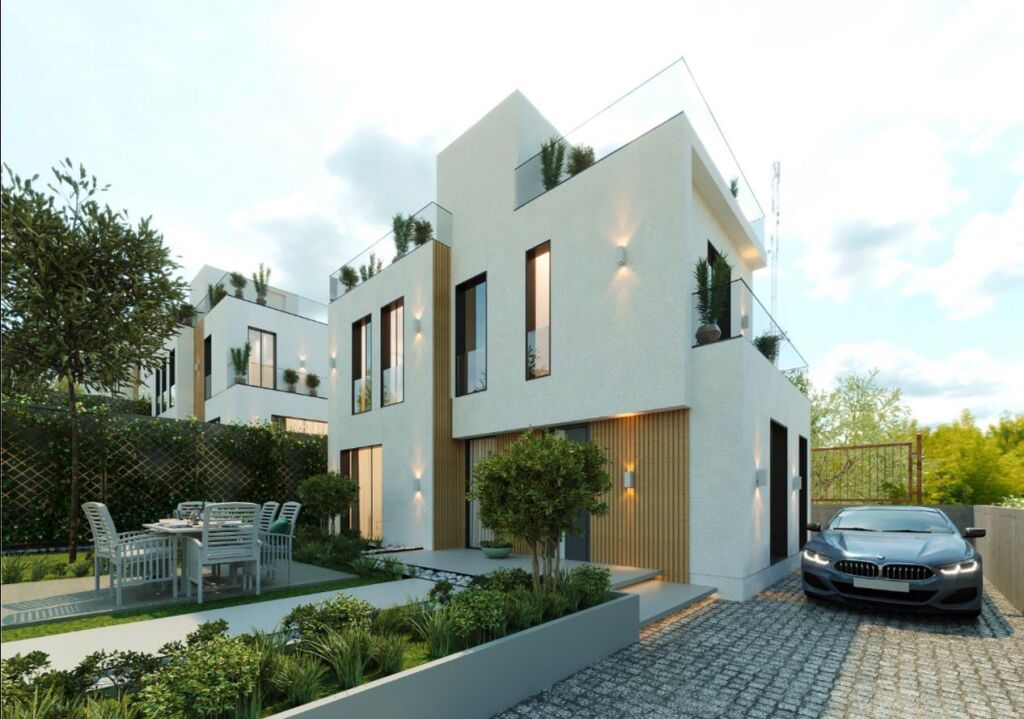 ✨ “Private Villa for Sale | Elite Area | Dry Lake”