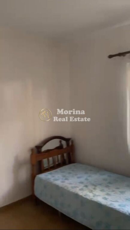 Rent | Shtëpi private 2 + 1 | Rruga Niko Avrami | 300 €/month