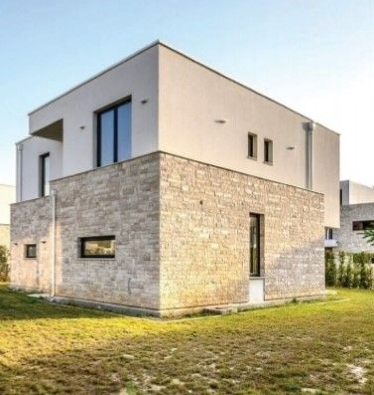 VILLA DI LUSSO IN VENDITA – SAN PIETRO RESIDENCE, GOLFO DI LALZ