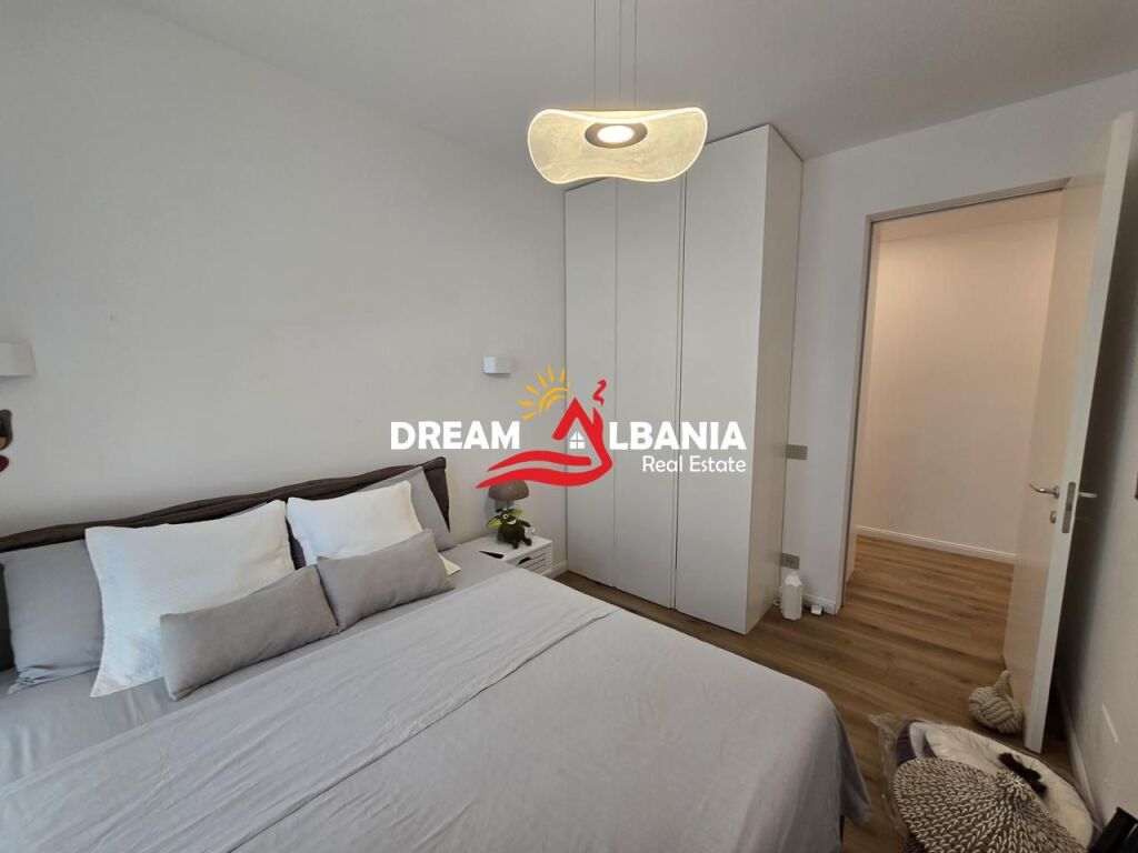 Appartamento 3+1 con cortile e posto auto in vendita a Green Cost (ID 4131504)