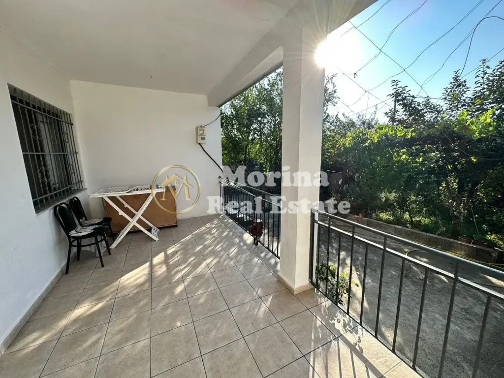 Rent | Shtëpi private 2 + 1 | Rruga Niko Avrami | 300 €/month