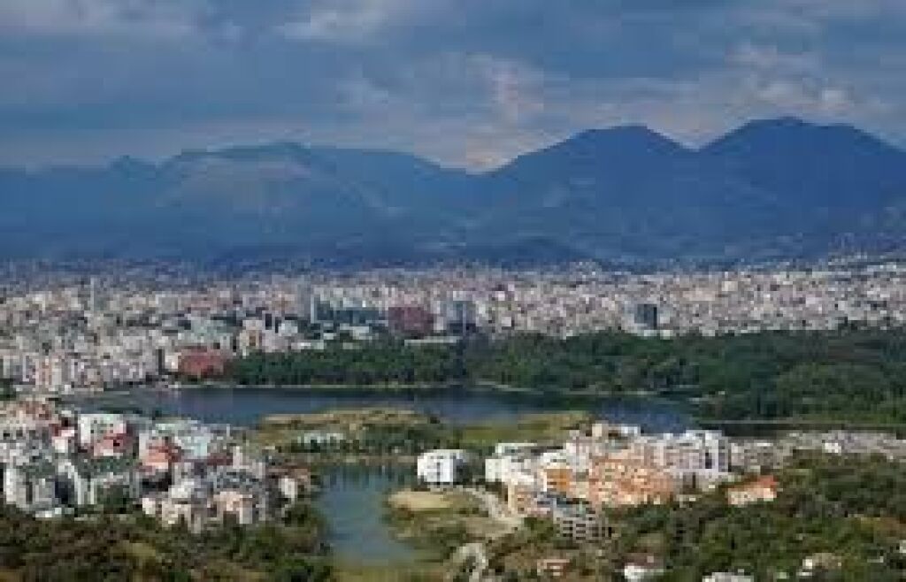 QERA,APARTAMENT 2+1,KOPSHTI ZOOLOGJIK