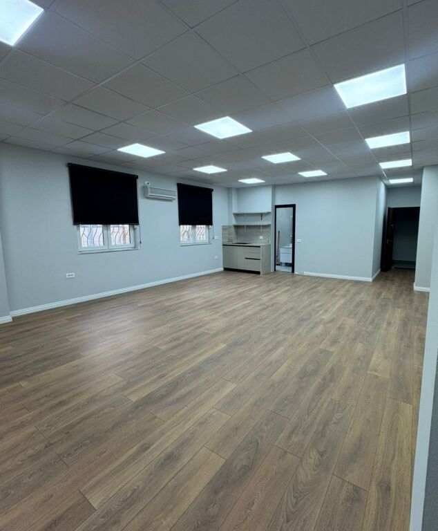 📌 Office for Rent in the Center of Tirana – Opposite Toptani