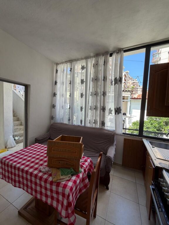 Affittasi casa 2+1 a Don Bosko!
