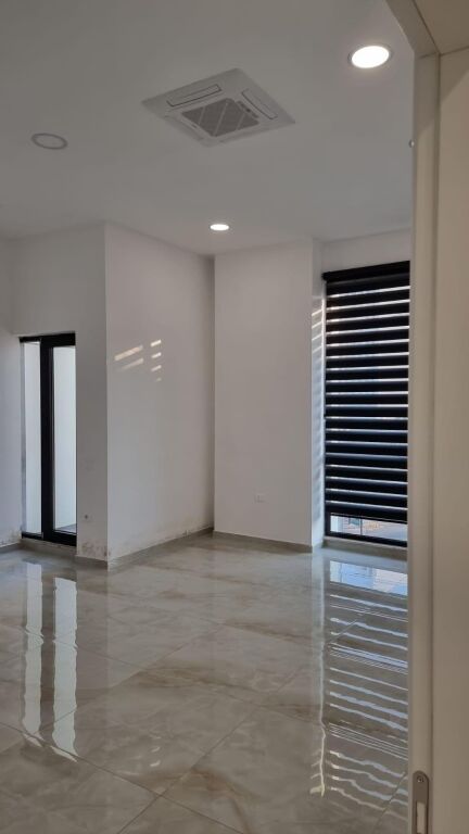 PREMIUM COMMERCIAL SPACE FOR RENT AT PHARMACY 10
