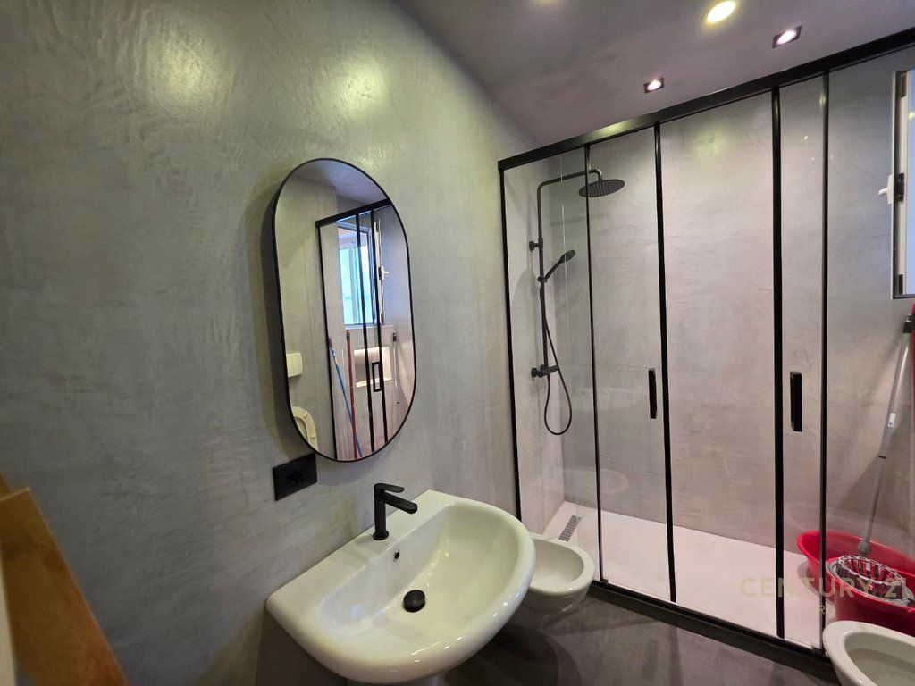 🏡 Elegant apartment 2+1+2 for rent near Ura e Tabakëve