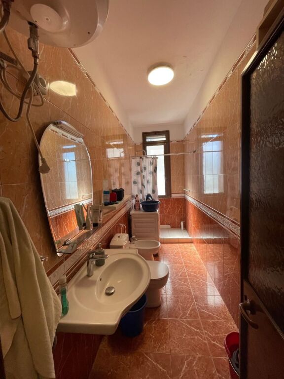 Appartamento 2+1 in vendita a Vollga, Durrës con vista mare.