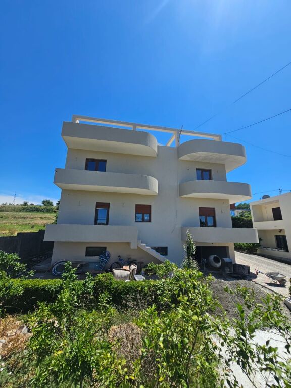 🏡 VILLA 4 PIANI IN VENDITA A SHKALLNUR, DURRËS