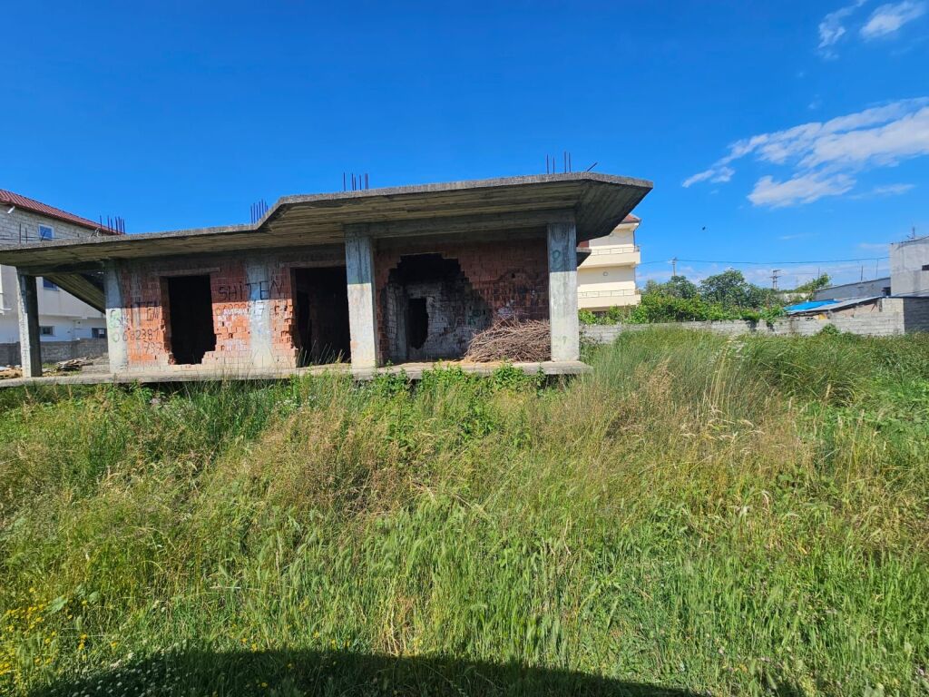 🏡 CASA PRIVATA IN VENDITA A FAZË KARABINA – STRADA UNAZËS, DURRËS