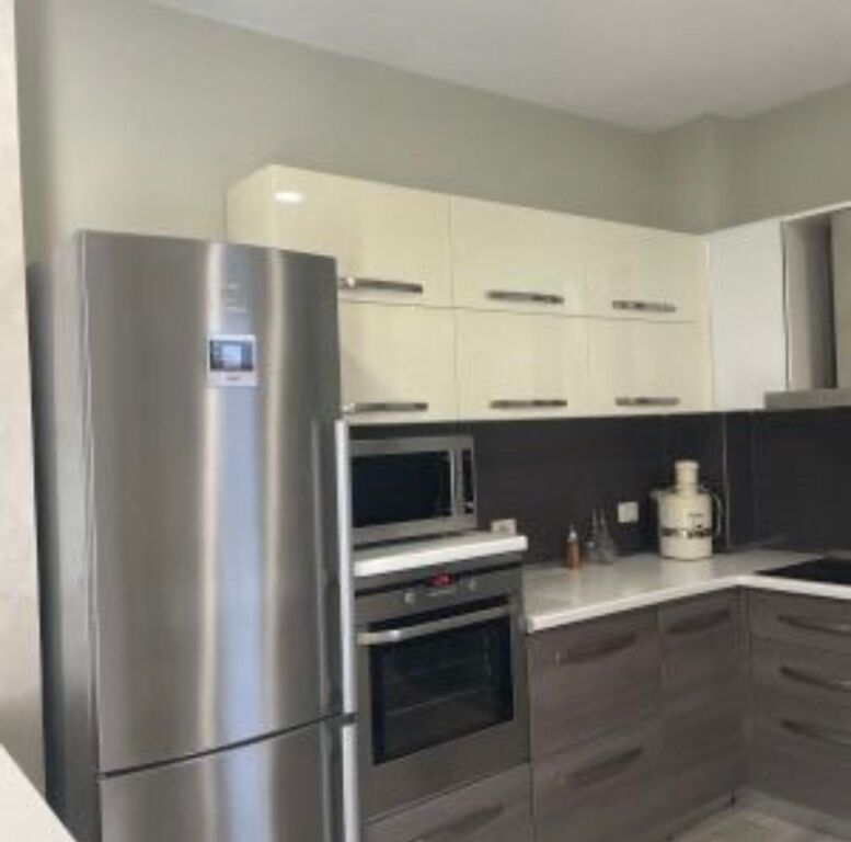 2+1,above kristal center,98 m2,195 million lek